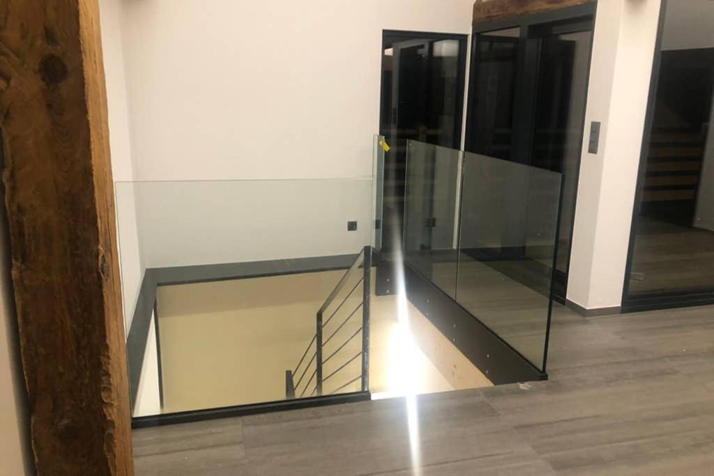 Grand Appartement Avec Terrasse A Chez-Les-Reuses Orsières Dış mekan fotoğraf